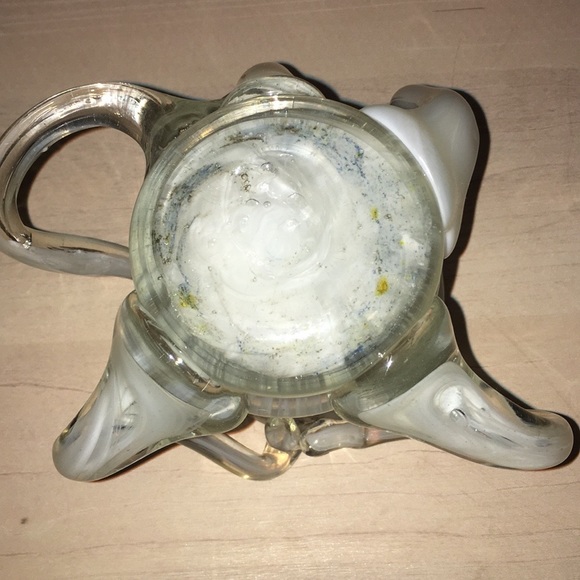 5” tall Handblown vintage one-of-a-kind white milky clear metal fleck heavy vase - Picture 11 of 17